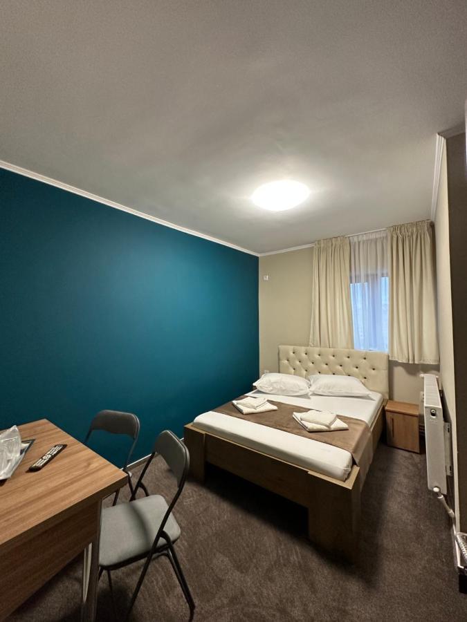 Freedom&Relax Hotel Buzău Buitenkant foto